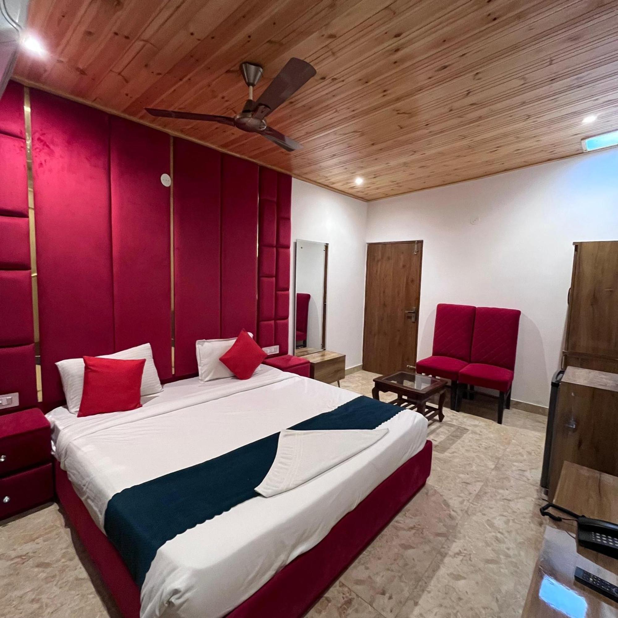 La Casca Experience Hotel Zirakpur ภายนอก รูปภาพ