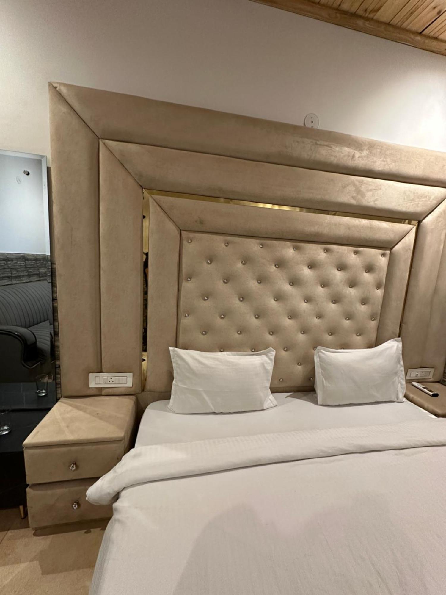La Casca Experience Hotel Zirakpur ภายนอก รูปภาพ
