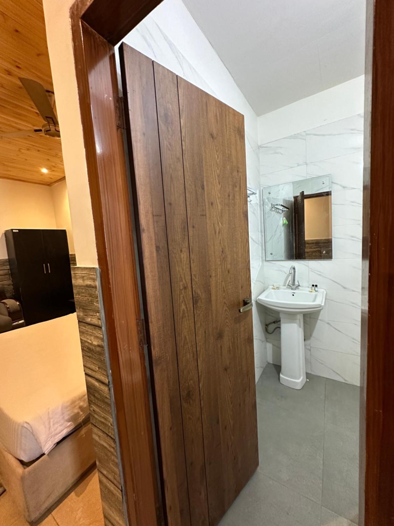 La Casca Experience Hotel Zirakpur ภายนอก รูปภาพ